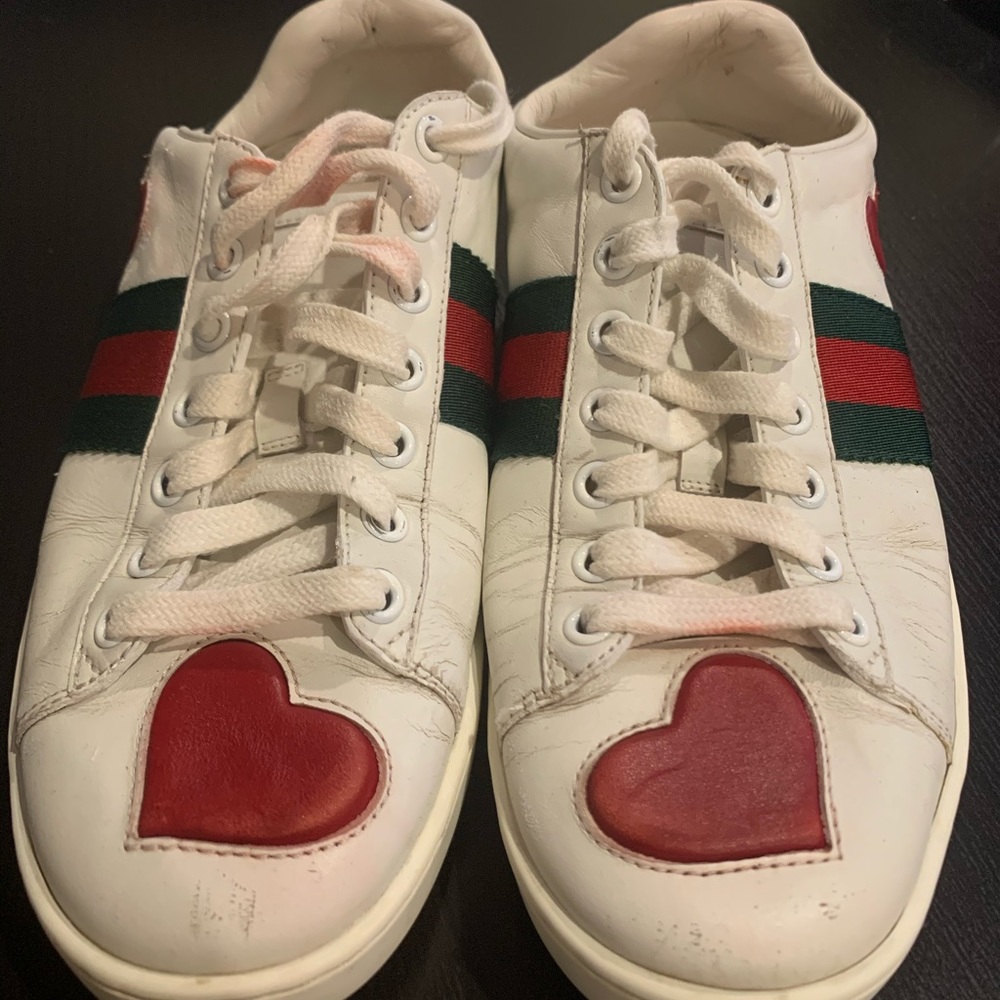 AUTHENTIC GUCCI SNEAKERS